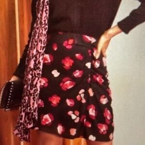 Cabi floral ruched skirt sz M style 5513